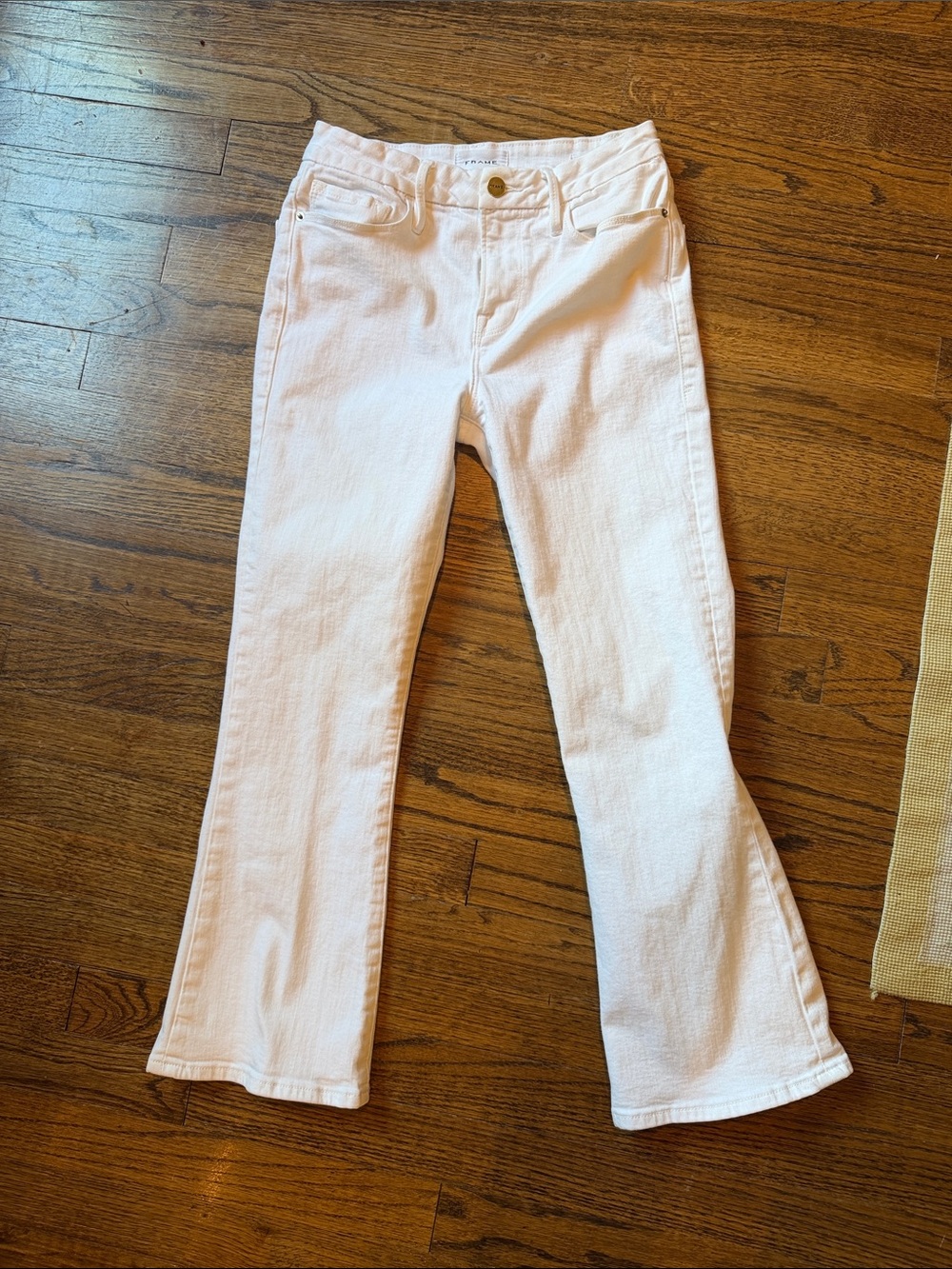 Frame Denim White Le Crop Mini Boot Jeans